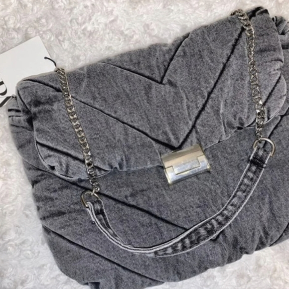 Zara - Picture 2 of 12